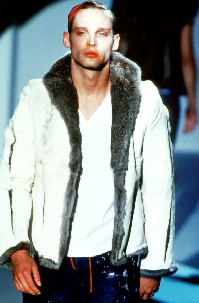 Look 15